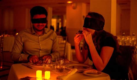 cenar a ciegas madrid|Dining in the Dark Madrid 2024: cena a ciegas, fecha。